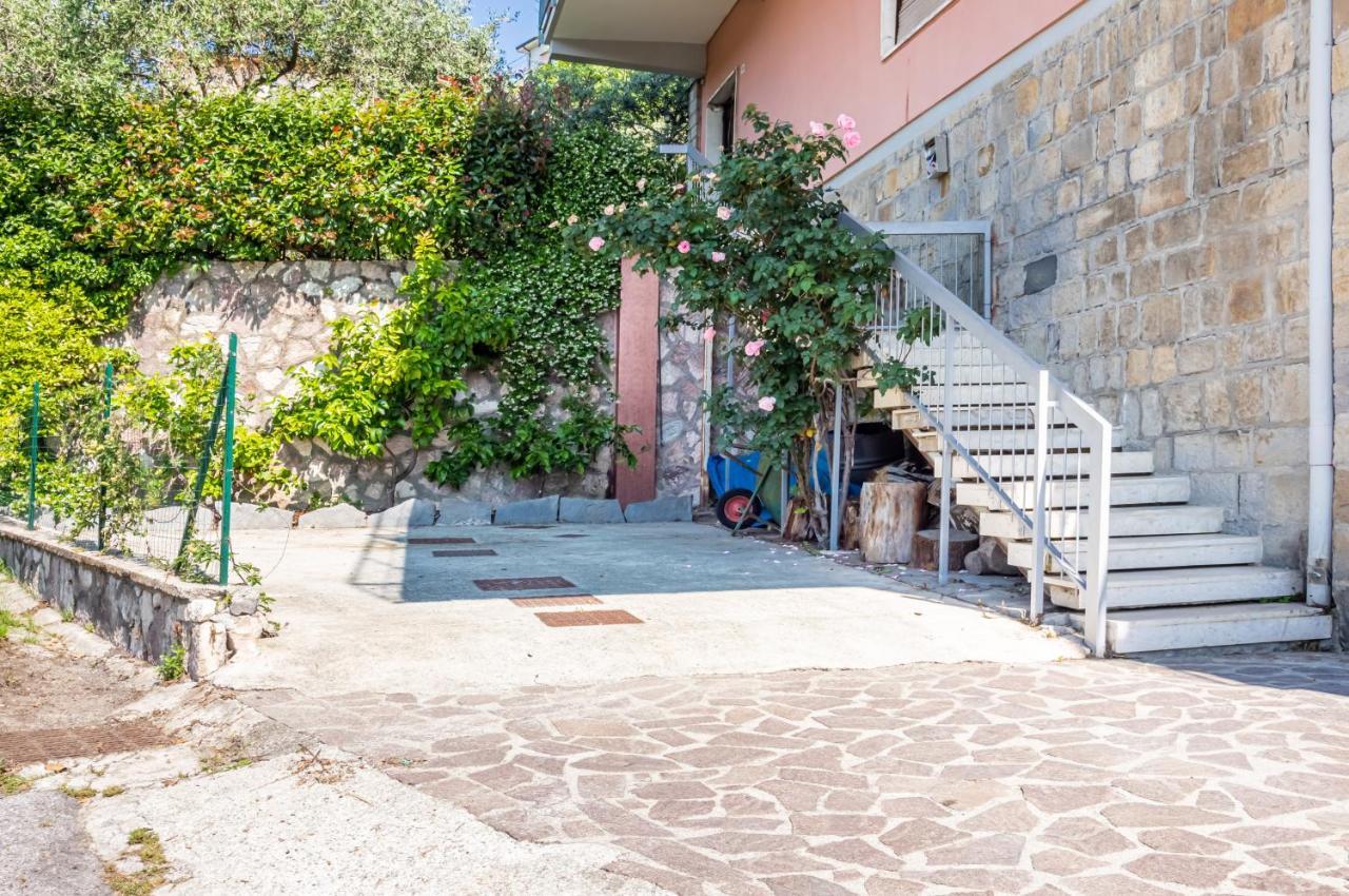 Lovely Apartment X5 W/ Terrace & Private Parking La Spezia Eksteriør bilde